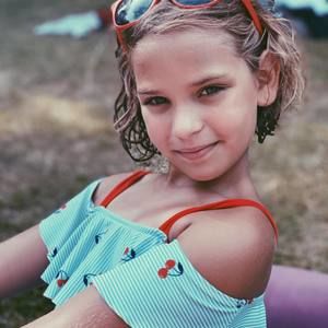 Meet your Posher, Alandra